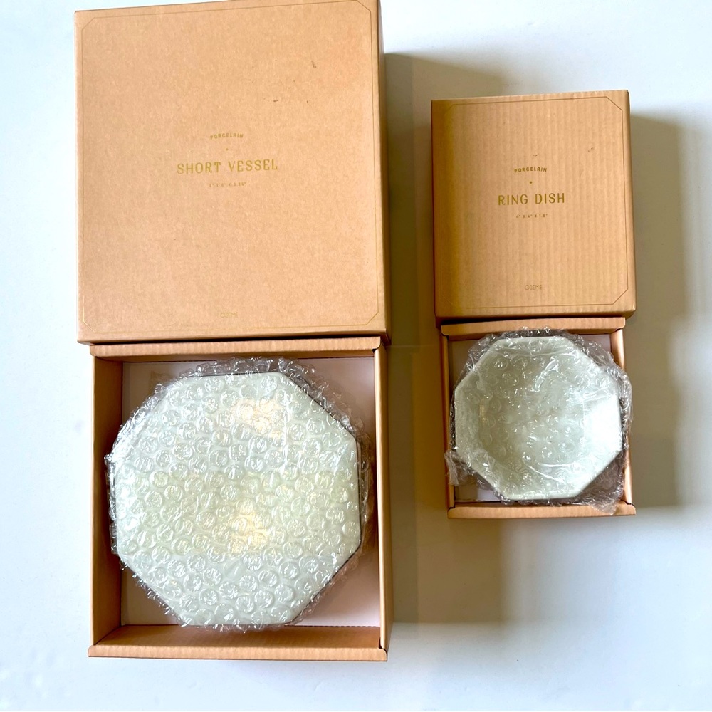 ODEME PORCELAIN RING DISH AND COVERED DISH. WHITE W/ BLACK ACCENTS. NEW IN BOX